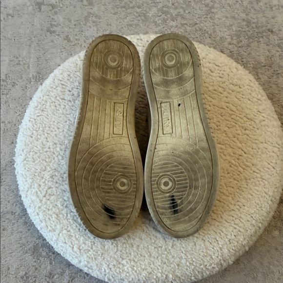 AUTRY Men's Beige and Burgundy Sneakers - Picture 4 of 6